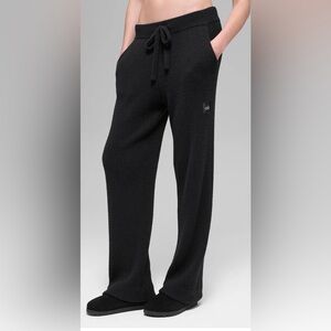 ALO Yoga Women’s Snuggle Up Sweater High-Waist Wide Leg Pant